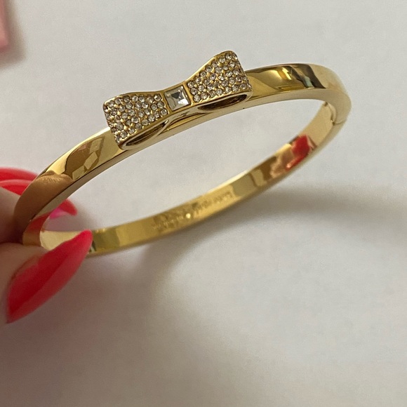 ⭐️NEW ! Kate spade bow bangle - Picture 6 of 6